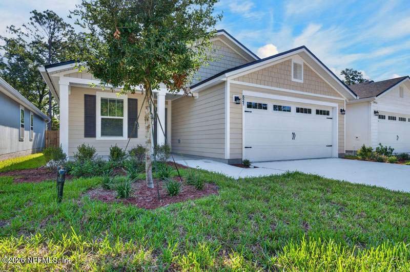 4 bedroom Single Family Residence at 821 Jackson Road, Metes & Bounds, Jacksonville — photo 2