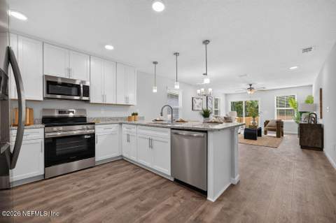 821 Jackson Road, Jacksonville FL - photo 6 of 26