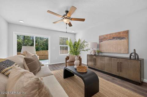 821 Jackson Road, Jacksonville FL - photo 13 of 26