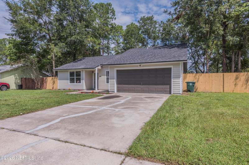 3 bedroom Single Family Residence at 5237 Hoof Print Drive, Hunters Point, Jacksonville — photo 2