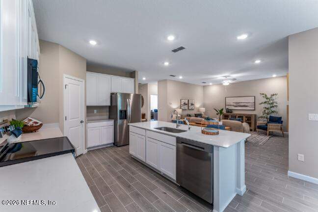4 bedroom Single Family Residence at 530 Avalon Woods Lane, Avalon Woods, Jacksonville — photo 5