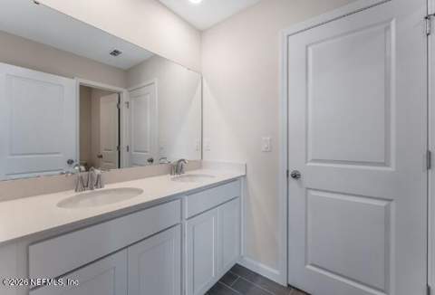 530 Avalon Woods Lane, Jacksonville FL - photo 8 of 22