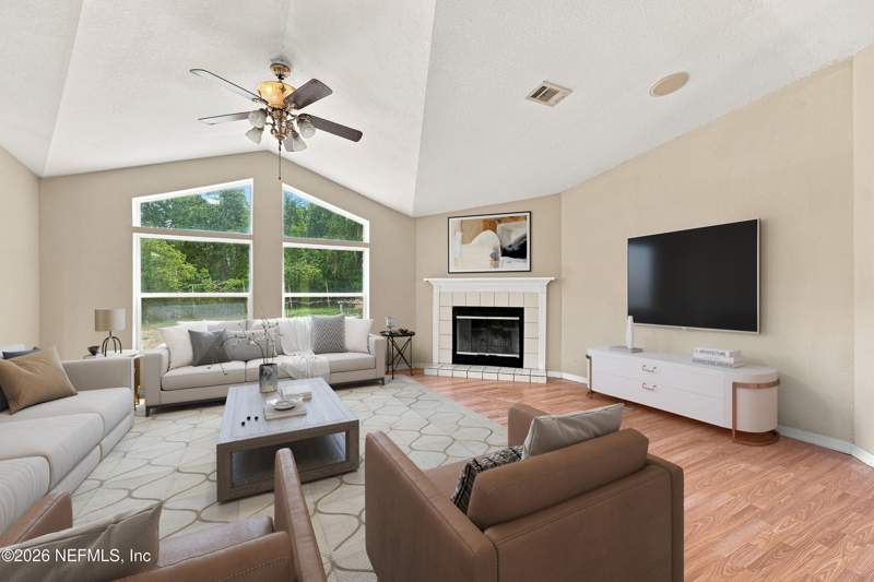 3 bedroom Single Family Residence at 219 Palmetto Bluff Road, Metes & Bounds, Palatka — photo 5