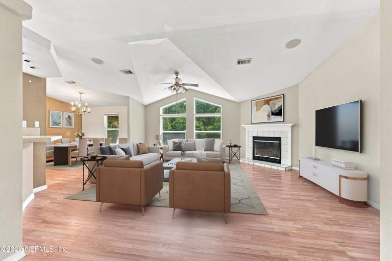3 bedroom Single Family Residence at 219 Palmetto Bluff Road, Metes & Bounds, Palatka — photo 4