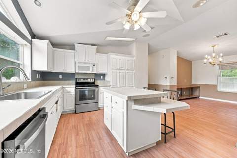 219 Palmetto Bluff Road, Palatka FL - photo 13 of 22