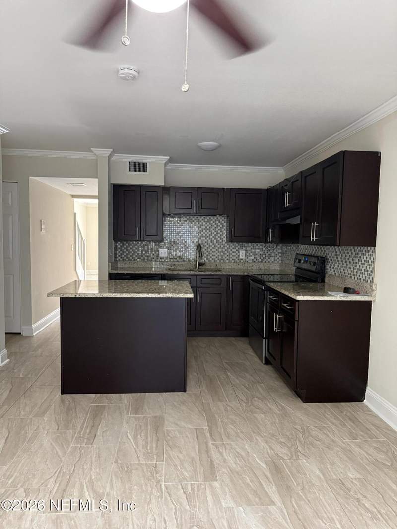 2 bedroom Condominium at 4321 Plaza Gate Lane #202, Golfview Condominium, Jacksonville — photo 4