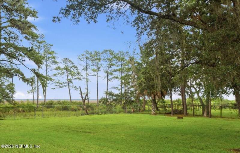 3 bedroom Single Family Residence at 1207 Eagle Bend Court, Eagle Bend Ct, Jacksonville — photo 3