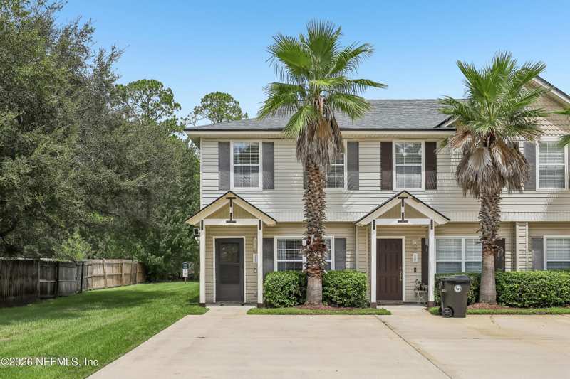 2 bedroom Townhouse at 1805 Lago Del Sur Drive, Lago Del Sur, Middleburg — photo 1