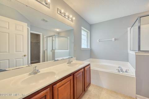 3809 Pebble Brooke Circle, Orange Park FL - photo 16 of 39