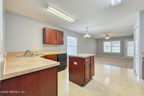 3809 Pebble Brooke Circle, Orange Park FL - photo 7 of 39