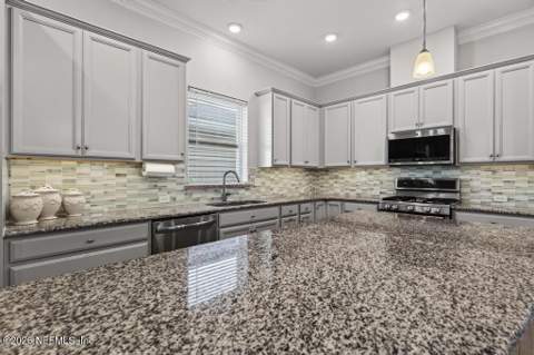 255 Dalton Circle, St. Augustine FL - photo 12 of 98