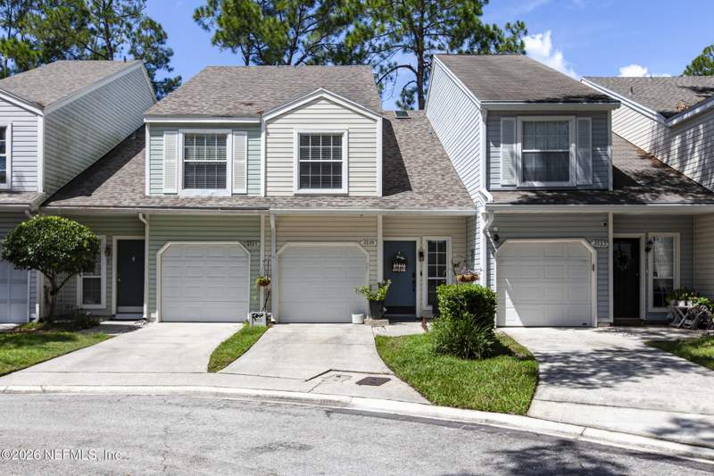 2 bedroom Townhouse at 3519 Woodwards Cove Court, Andover Place, Jacksonville — photo 2