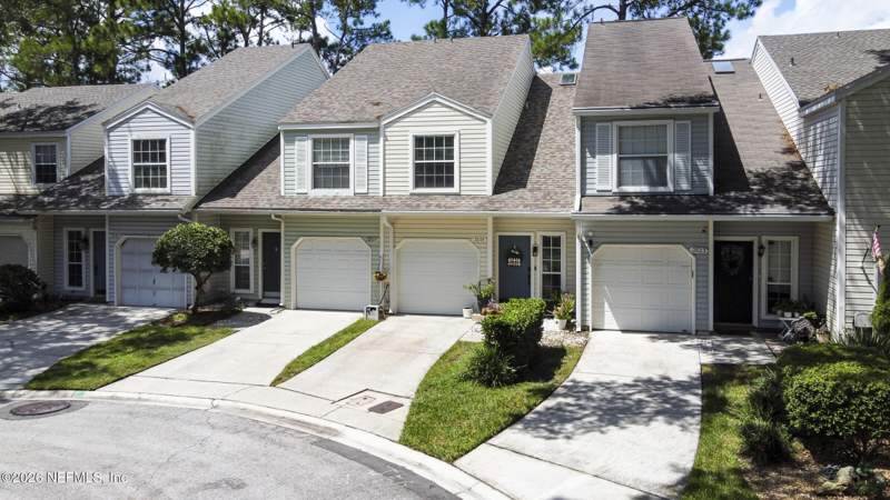 2 bedroom Townhouse at 3519 Woodwards Cove Court, Andover Place, Jacksonville — photo 4