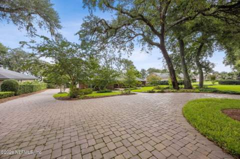 7249 Trails End, Jacksonville FL - photo 20 of 118