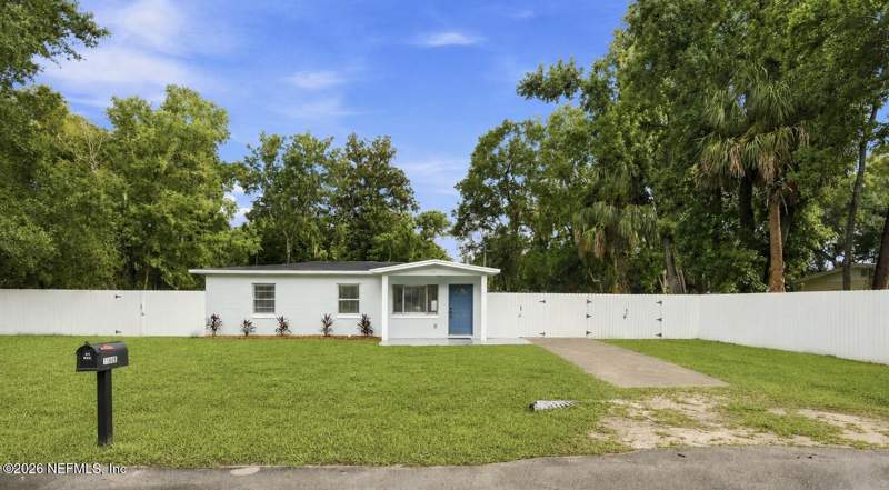 3 bedroom Single Family Residence at 11968 Cornelius Street, Hogan Heights, Jacksonville — photo 2