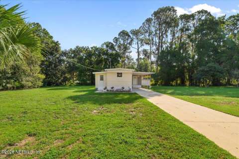 204 Riviera Drive, home for sale in Crescent City 32112
