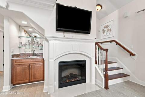 1407 Rivergate Drive, Jacksonville FL - photo 13 of 47