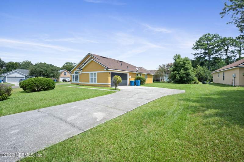 3 bedroom Single Family Residence at 10361 Red Tip Road, Cambridge Estates, Jacksonville — photo 4