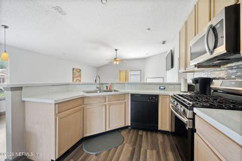 10361 Red Tip Road, Jacksonville FL - photo 12 of 25