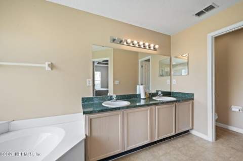 10361 Red Tip Road, Jacksonville FL - photo 17 of 25