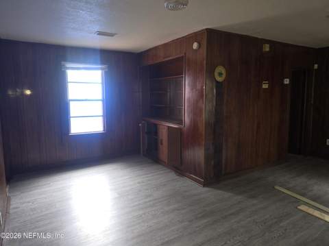 9056 8th Avenue, Jacksonville FL - photo 8 of 23