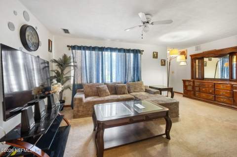 3722 Hoover Lane, Jacksonville FL - photo 10 of 36