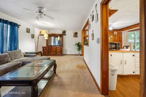 3722 Hoover Lane, Jacksonville FL - photo 9 of 36