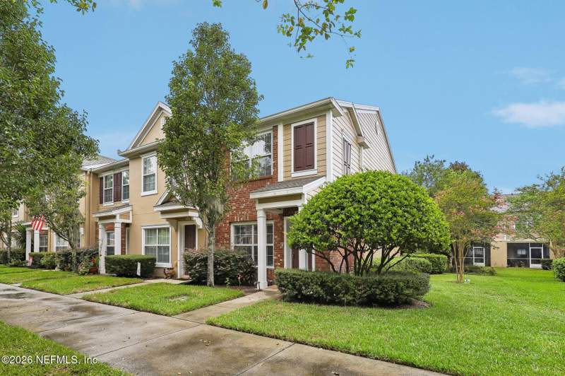 2 bedroom Townhouse at 8109 Summer Palm Court, Summerfield, Jacksonville — photo 5
