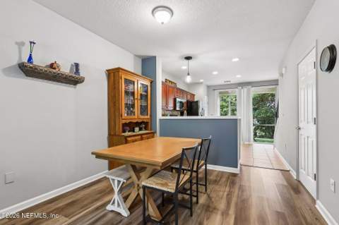 8109 Summer Palm Court, Jacksonville FL - photo 13 of 43