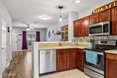 8109 Summer Palm Court, Jacksonville FL - photo 15 of 43