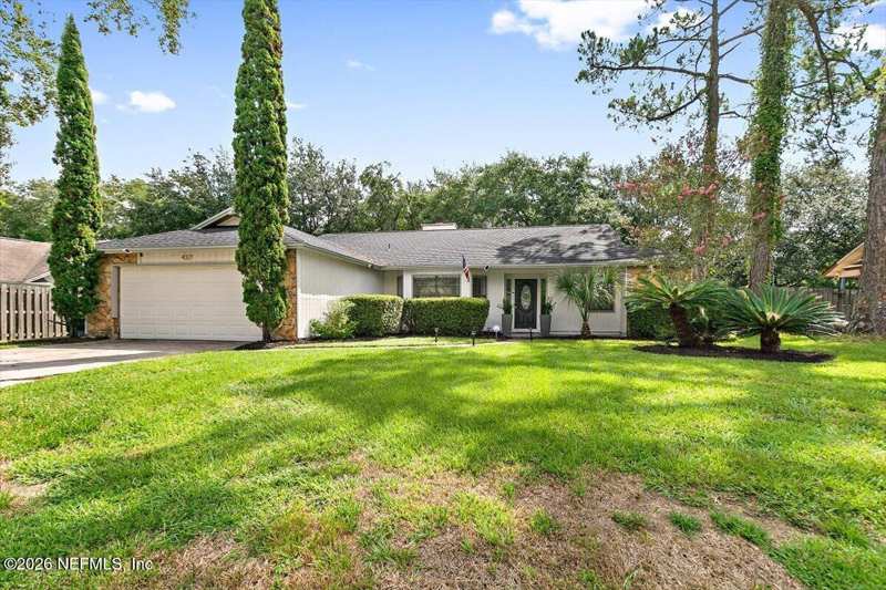 3 bedroom Single Family Residence at 4321 Whispering Inlet Drive, Whispering Inlet, Jacksonville — photo 1
