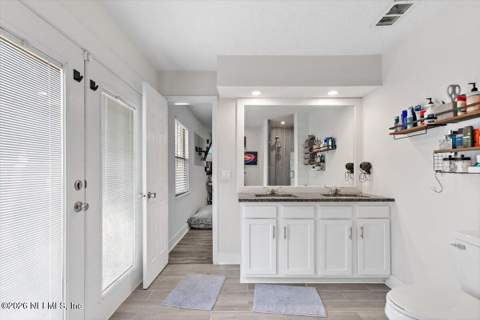 4321 Whispering Inlet Drive, Jacksonville FL - photo 16 of 24