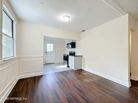 1164 Pangola Drive, Jacksonville FL - photo 6 of 28