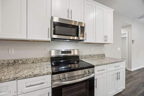 14274 Alexis Road, Jacksonville FL - photo 14 of 36