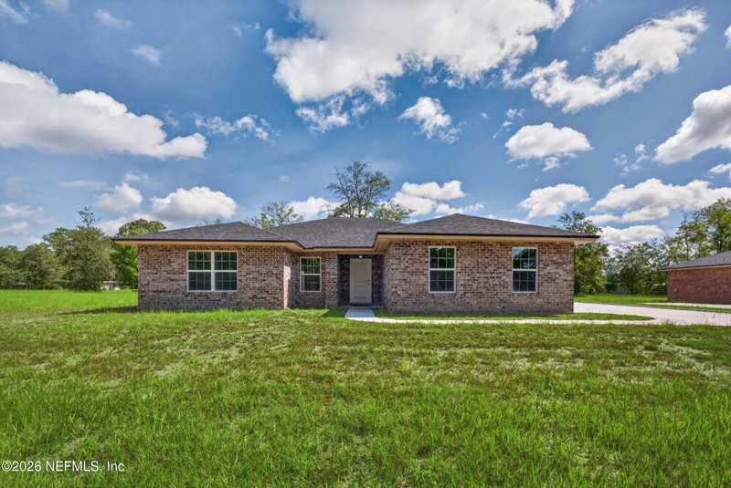 4 bedroom Single Family Residence at 451624 Old Dixie Highway, **verifying Subd**, Callahan — photo 1