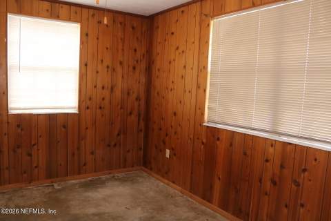 214 Mirror Lake Drive, Interlachen FL - photo 14 of 35