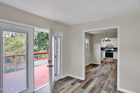 4054 Sabel Drive, Jacksonville FL - photo 17 of 48