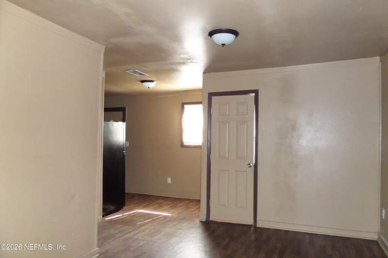 4 bedroom Single Family Residence at 1317 E 3rd Street, Castellaws, Jacksonville — photo 4