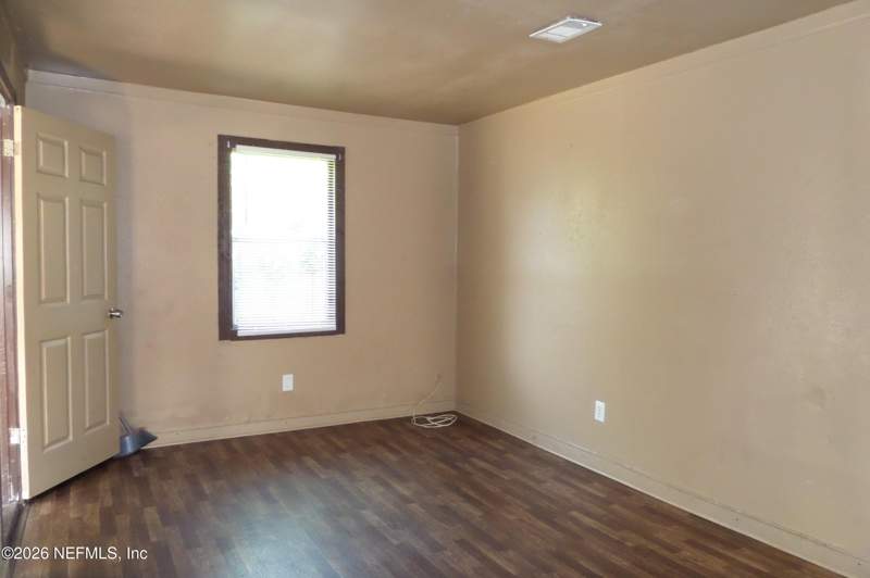 4 bedroom Single Family Residence at 1317 E 3rd Street, Castellaws, Jacksonville — photo 3