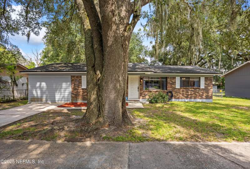 3 bedroom Single Family Residence at 4137 Oriely Drive, Cedar Lake Estates, Jacksonville — photo 3