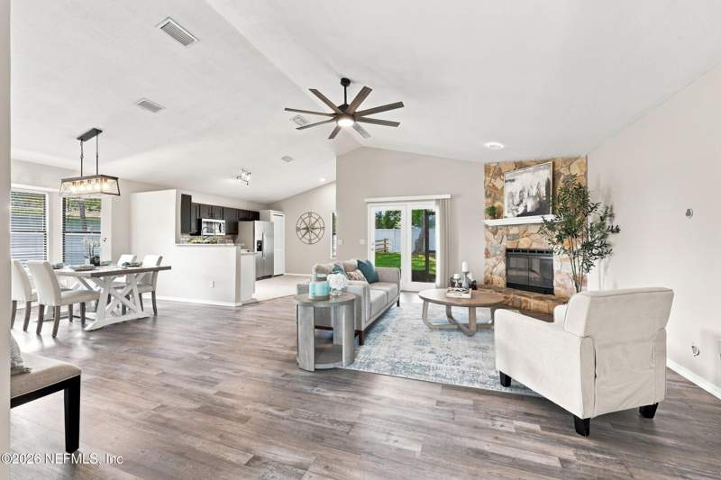 3 bedroom Single Family Residence at 1817 Hearth Street, Coppergate, Middleburg — photo 5