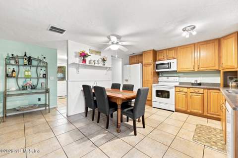 593 Cruiser Lane, Atlantic Beach FL - photo 12 of 40