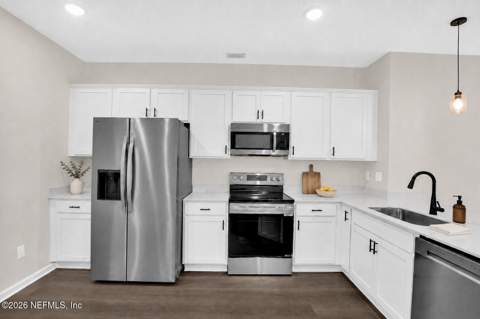 4725 Kathy Street, Hastings FL - photo 12 of 47