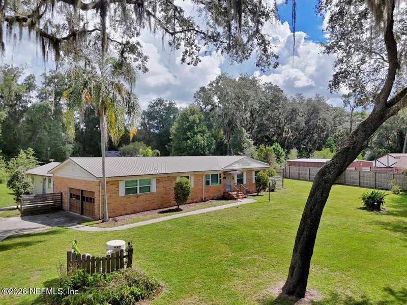 4 bedroom Single Family Residence at 4075 Hillwood Road, Magnolia Point, Jacksonville — photo 4