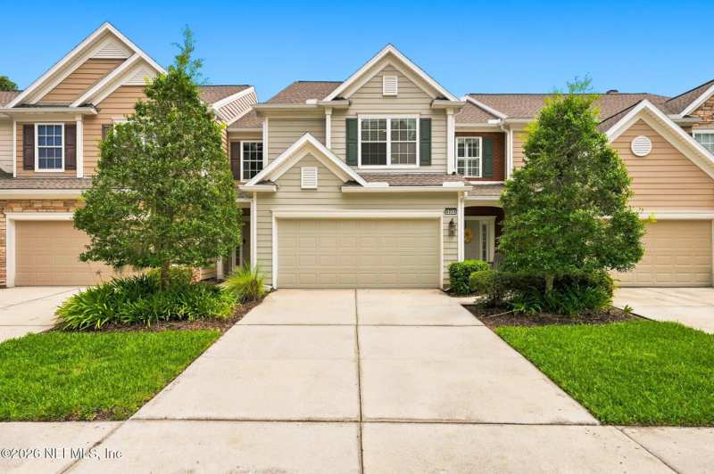 3 bedroom Townhouse at 4050 Lionheart Dr Drive, Ironwood, Jacksonville — photo 1