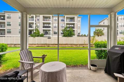 4050 Lionheart Dr Drive, Jacksonville FL - photo 12 of 37