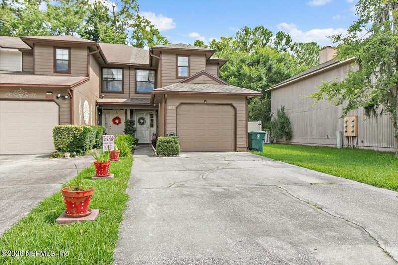2 bedroom Townhouse at 3957 Laurelwood Drive, Cypress Hammock, Jacksonville — photo 1