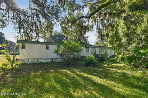 113 Cypress Point Circle, East Palatka FL - photo 7 of 27