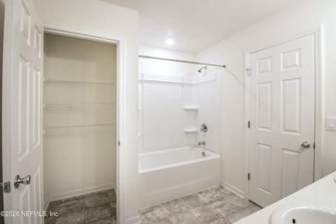 2172 Hudson Grove Drive, Jacksonville FL - photo 19 of 32