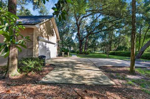 305 S Fillmore Avenue, Interlachen FL - photo 11 of 125